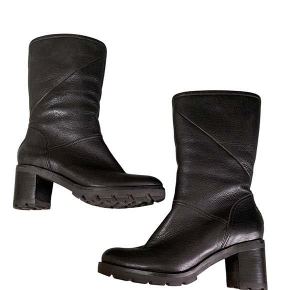 ✨ UGG Black Jessia Leather Boots – EUC – Fits Women’s 6–6.5 ✨ - Picture 10 of 15